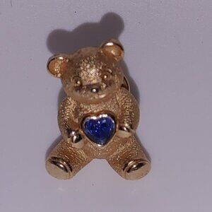 Avon Teddybear Rhinestone Heart Pin Brooch